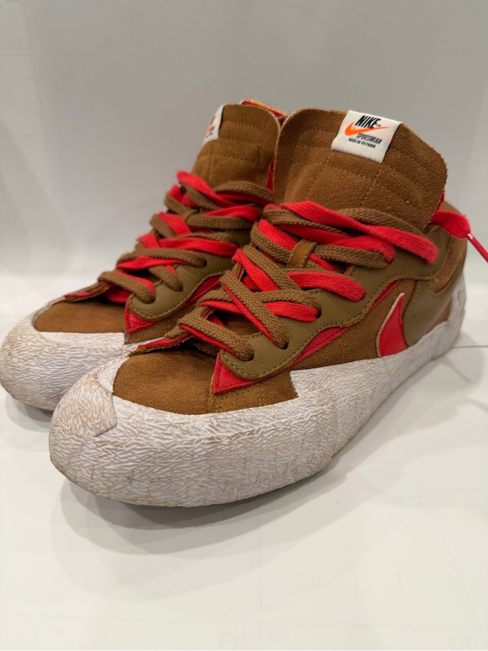Nike Collab Blazer Low x sacai British Tan Mens 10.5 2021 CollectionBrown Suede